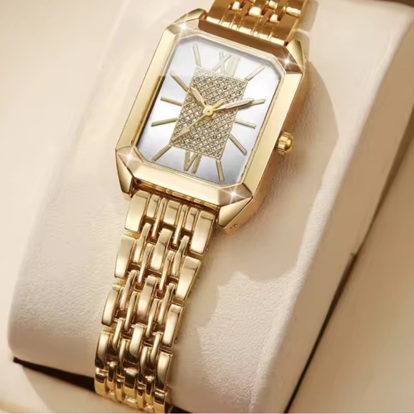 Vintage Gold Rectangular Watch with Crystal Dial main image 4